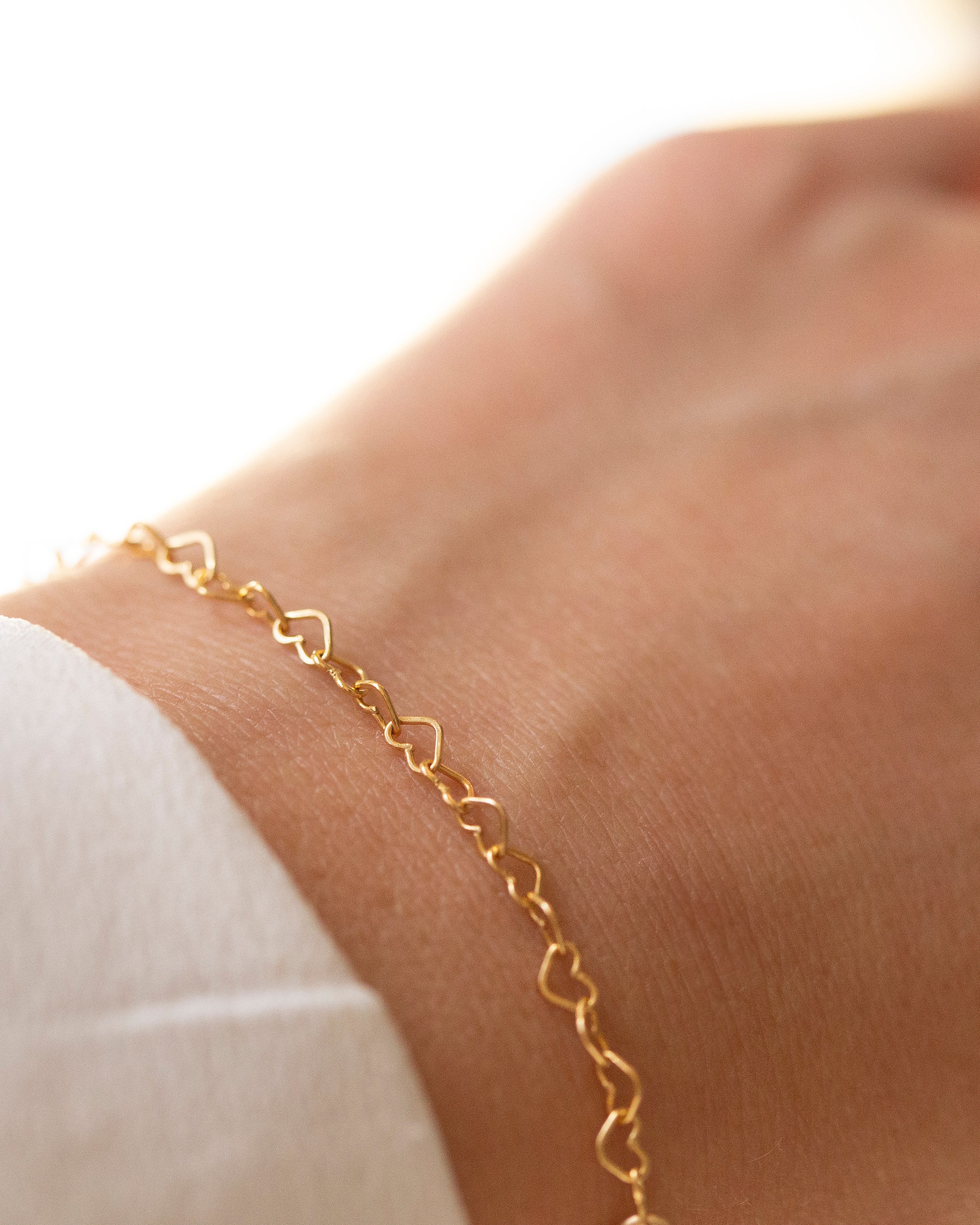 heart link chain bracelet 