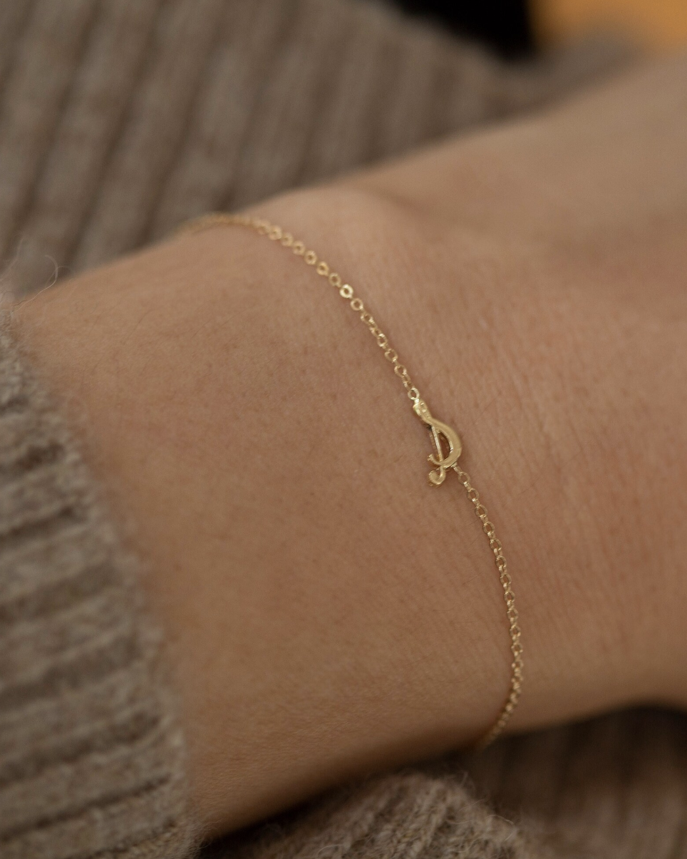 gold initial bracelet 