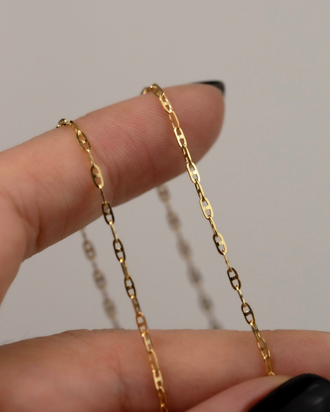 dainty gold chain