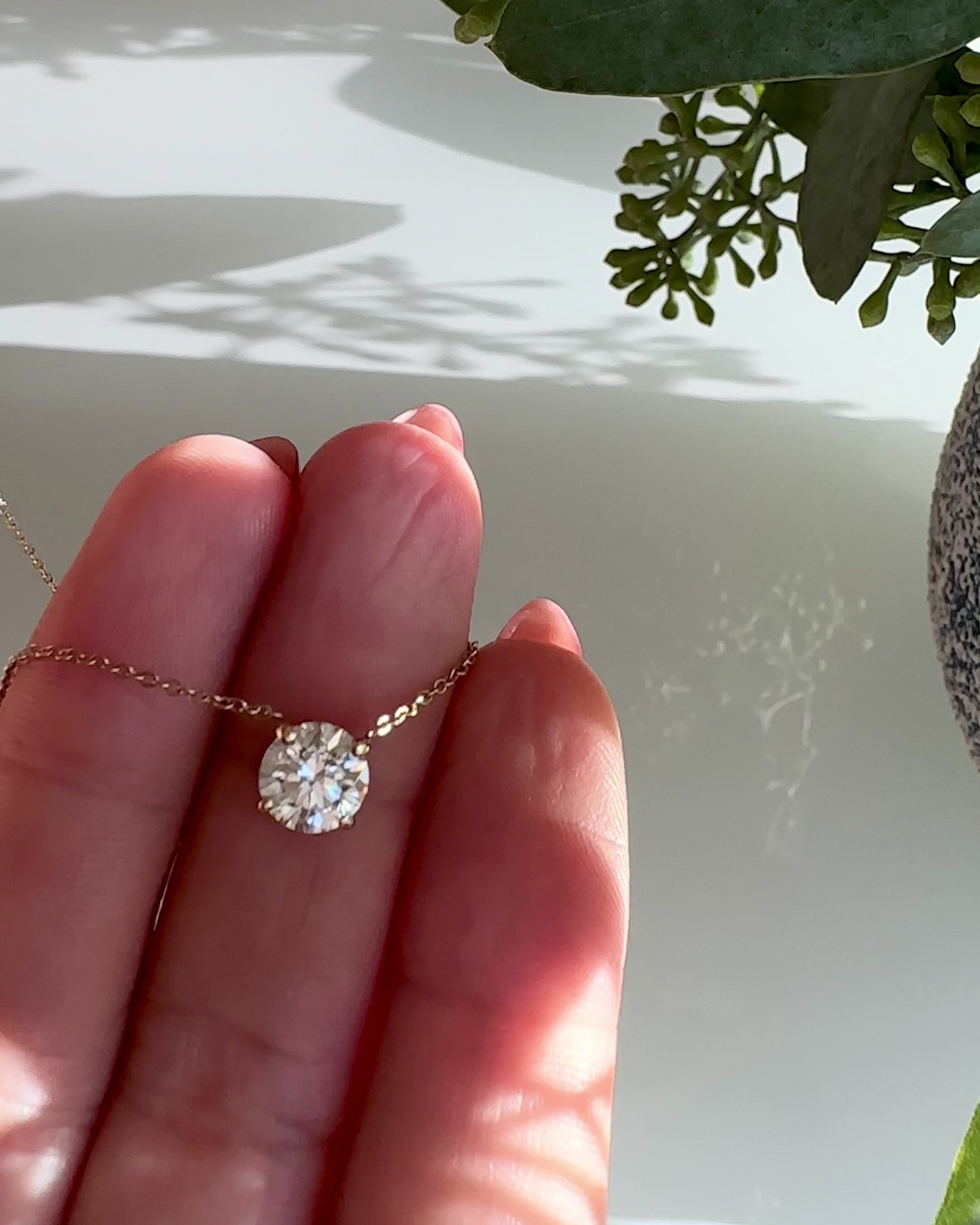 Elevate your look with the classic Diamond Necklace. Featuring a graceful floating lab-grown diamond set in a 4-prong setting for maximum sparkle and brilliance, this exquisite 14k white gold pendant is a classic piece that will bring allure to any ensemble.