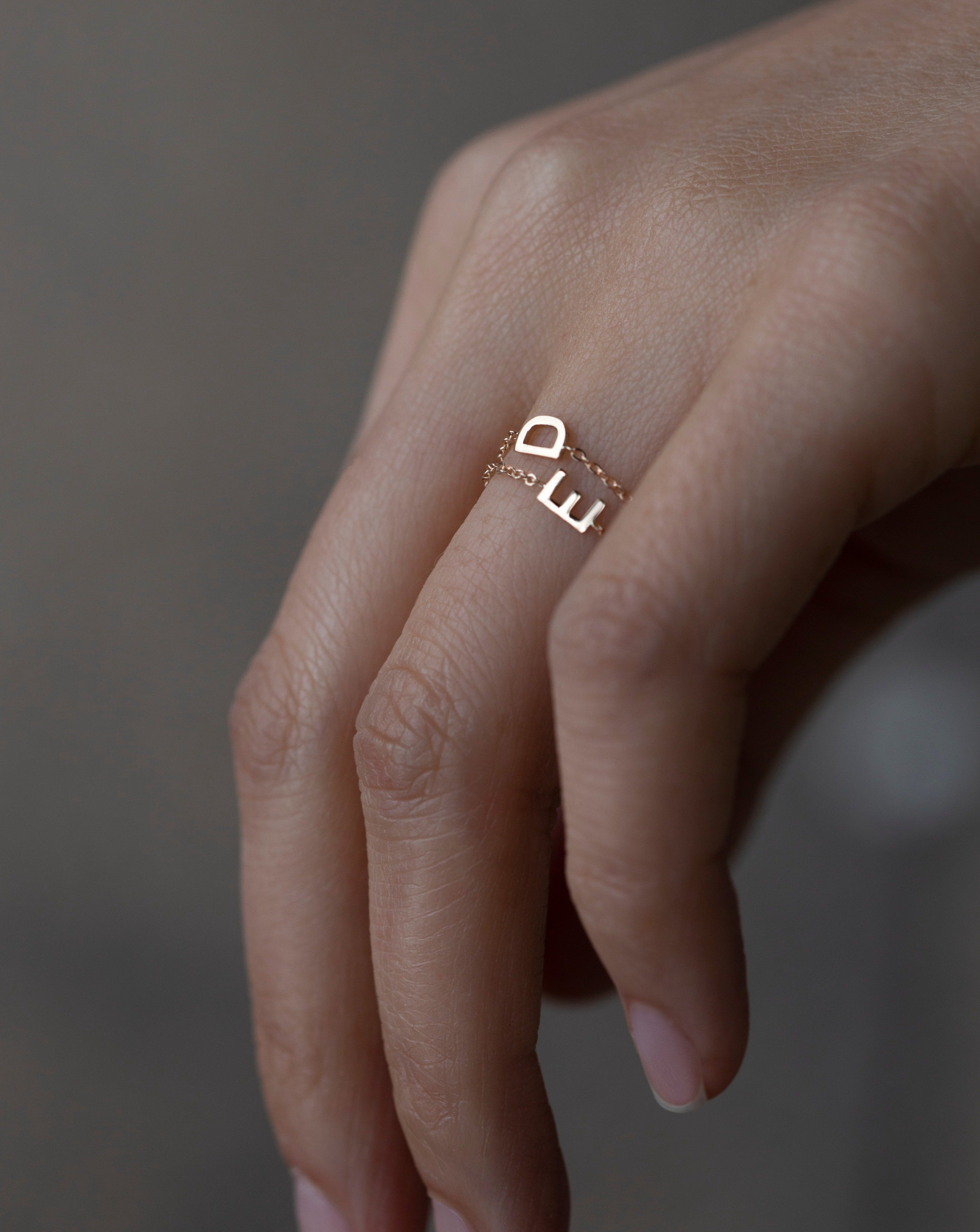 monogram for a modern and timeless touch. Luxurious and sophisticated, this delicate chain ring exudes exclusivity.

Simple, minimalist everyday; Initial Ring - Perfect as a stacking ring or by itself.
