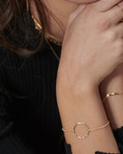 Dainty Gold Hammered Circle Bracelet&nbsp;