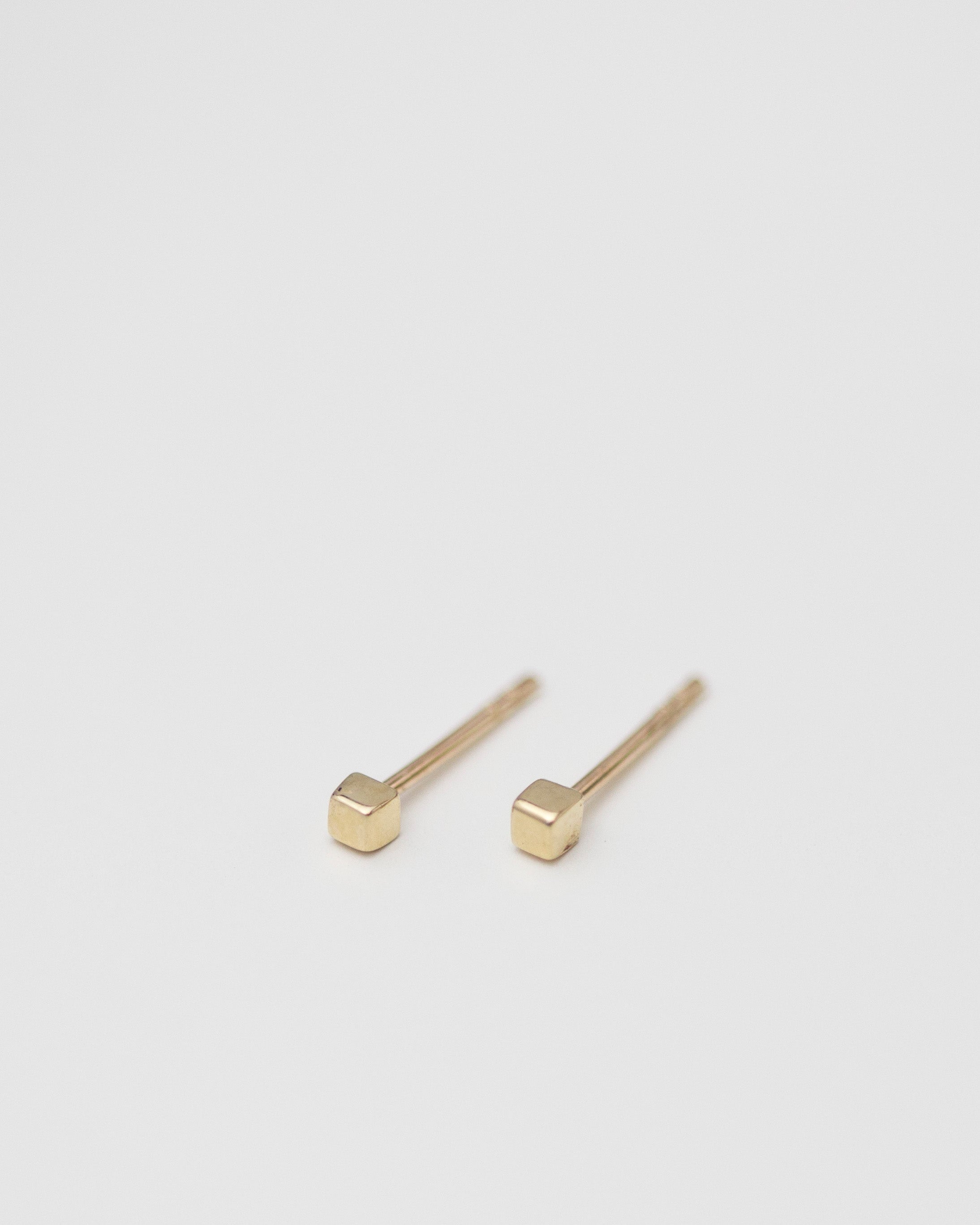 Lightest cute small cube earrings.