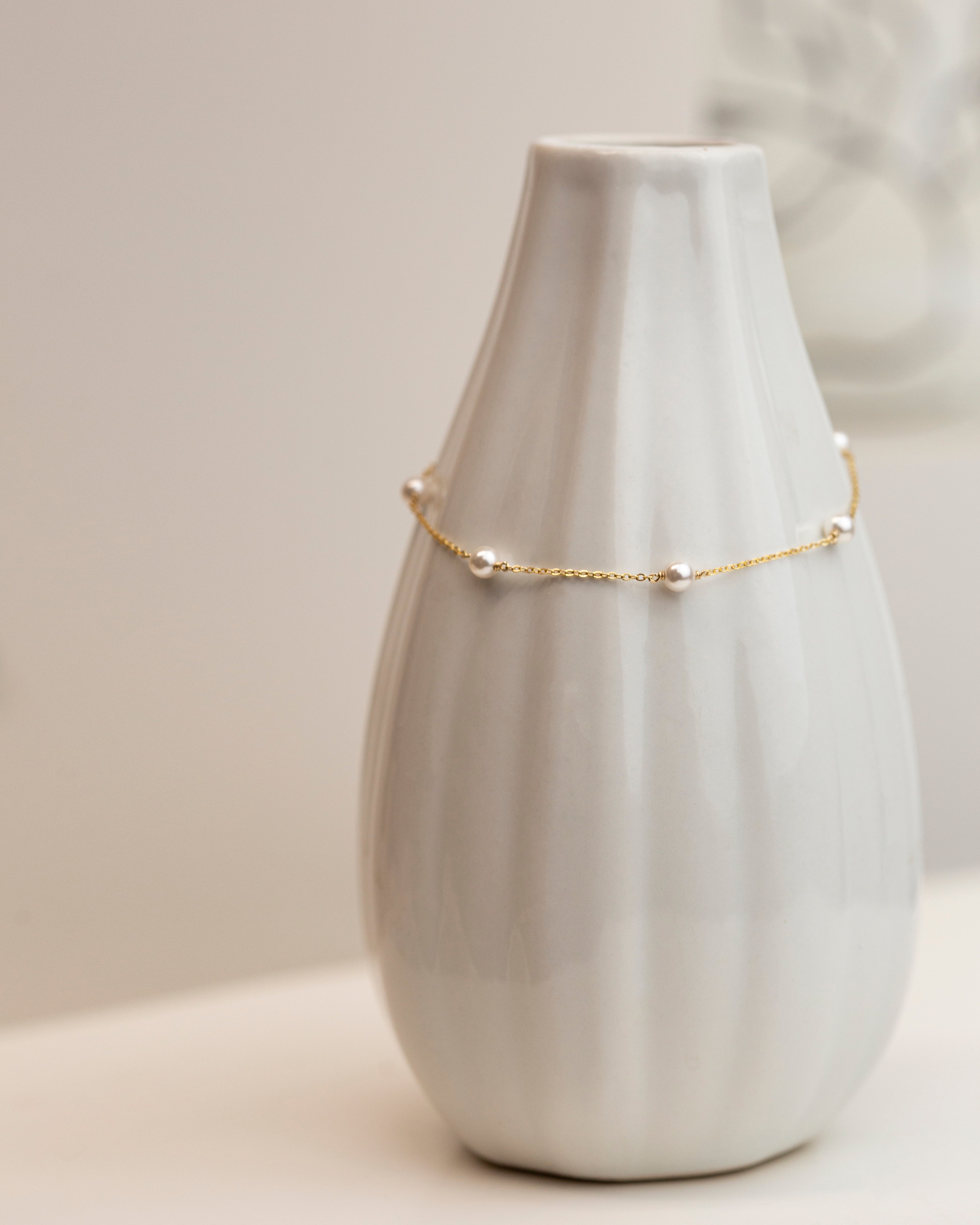 Perfect for everyday and layering!
Simple and delicate bracelet - Perfect for Stacking; Layering or even alone.